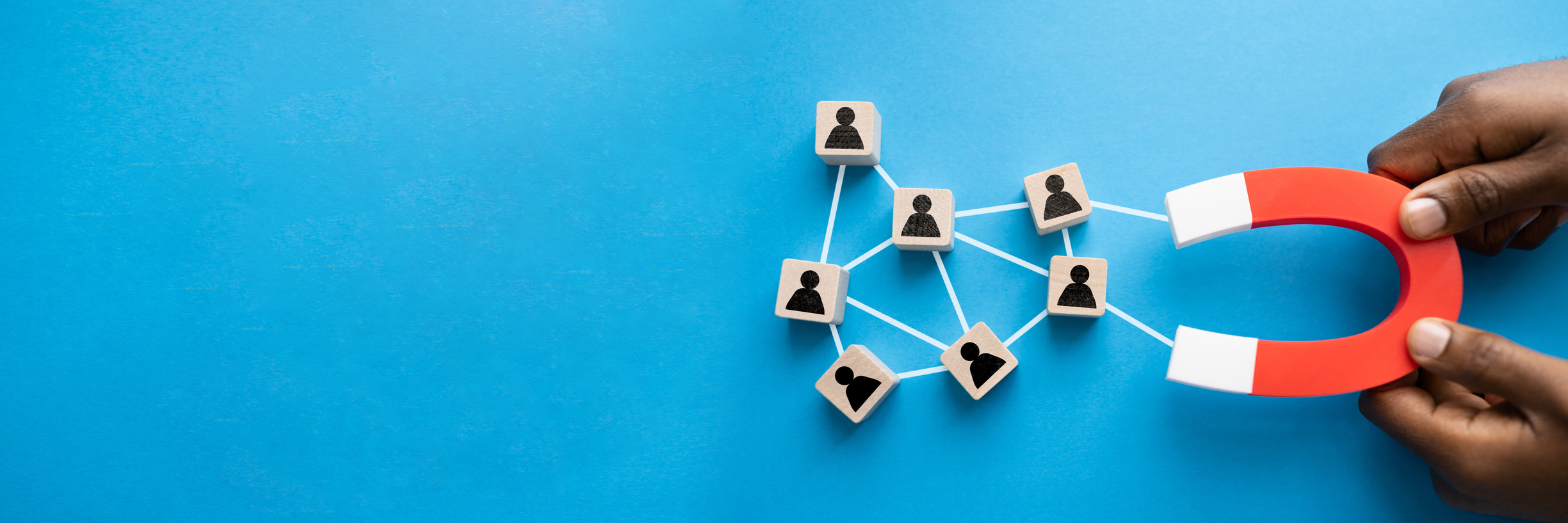 Business Lead And Customer Generation Magnet Pulling